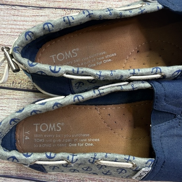 Tom’s Navy/Gray Anchor Print Slip On Flats Size 4 (Womens size 6/6.5) - Picture 7 of 9